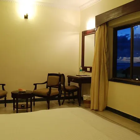 Paradise Isle Beach Resort Udupi Room photo